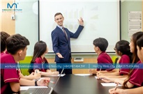 Extension of work permit for foreign experts in enterprises